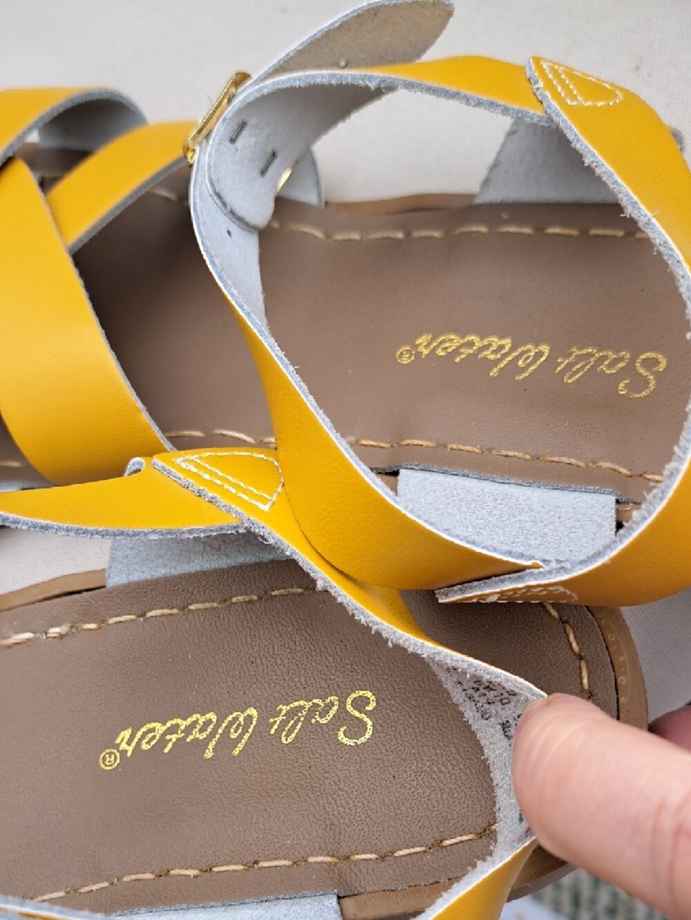 SALT WATER MUSTARD YELLOW Sandals SIZE US W10 - Picture 7 of 17